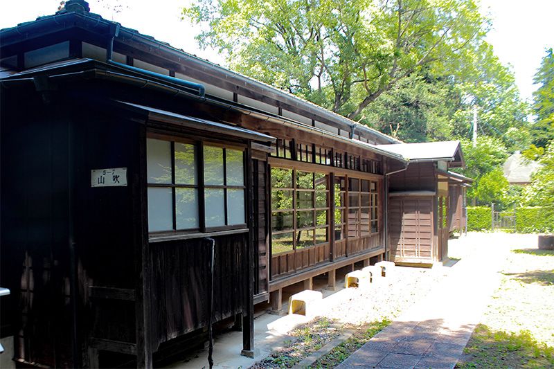 «Ямабуки» - будинок для неодружених чоловіків з легкою формою хвороби, який використовувався в лепрозорії «Тама Дзенсёен» з 1928 по 1977 рр