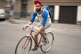 Фото: офіційний Facebook LeBikes   - І чому ж саме ретро велосипеди